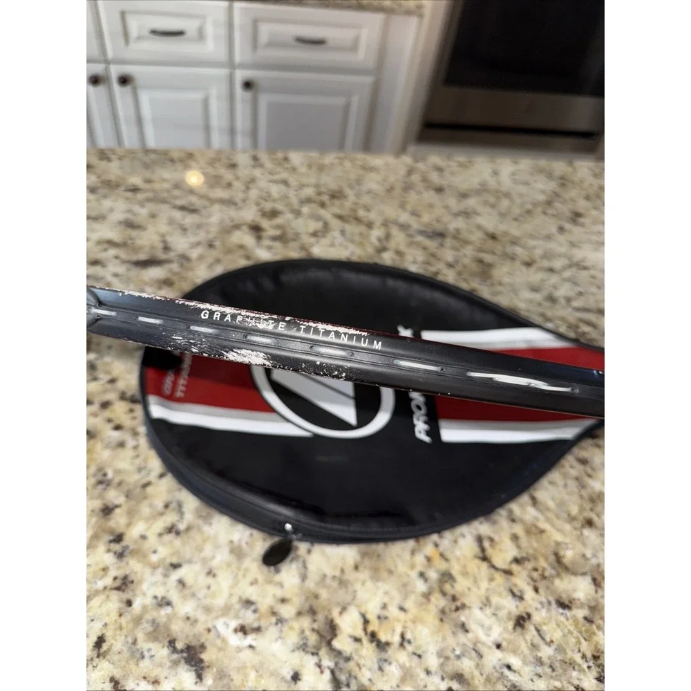 ProKennex power shredder OS ultralight graphite titanium‎ racket W/cover 5034